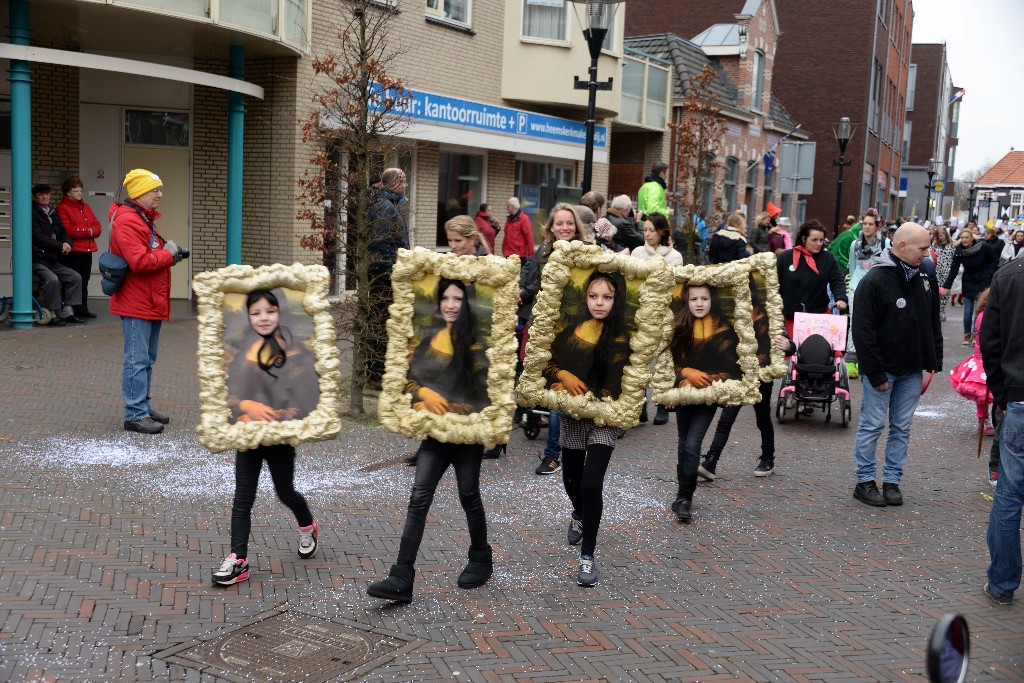 ../Images/Kinderoptocht 2016 078.jpg